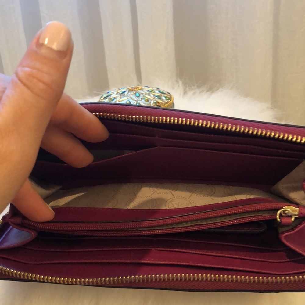 Wallet - Picture 9 of 10